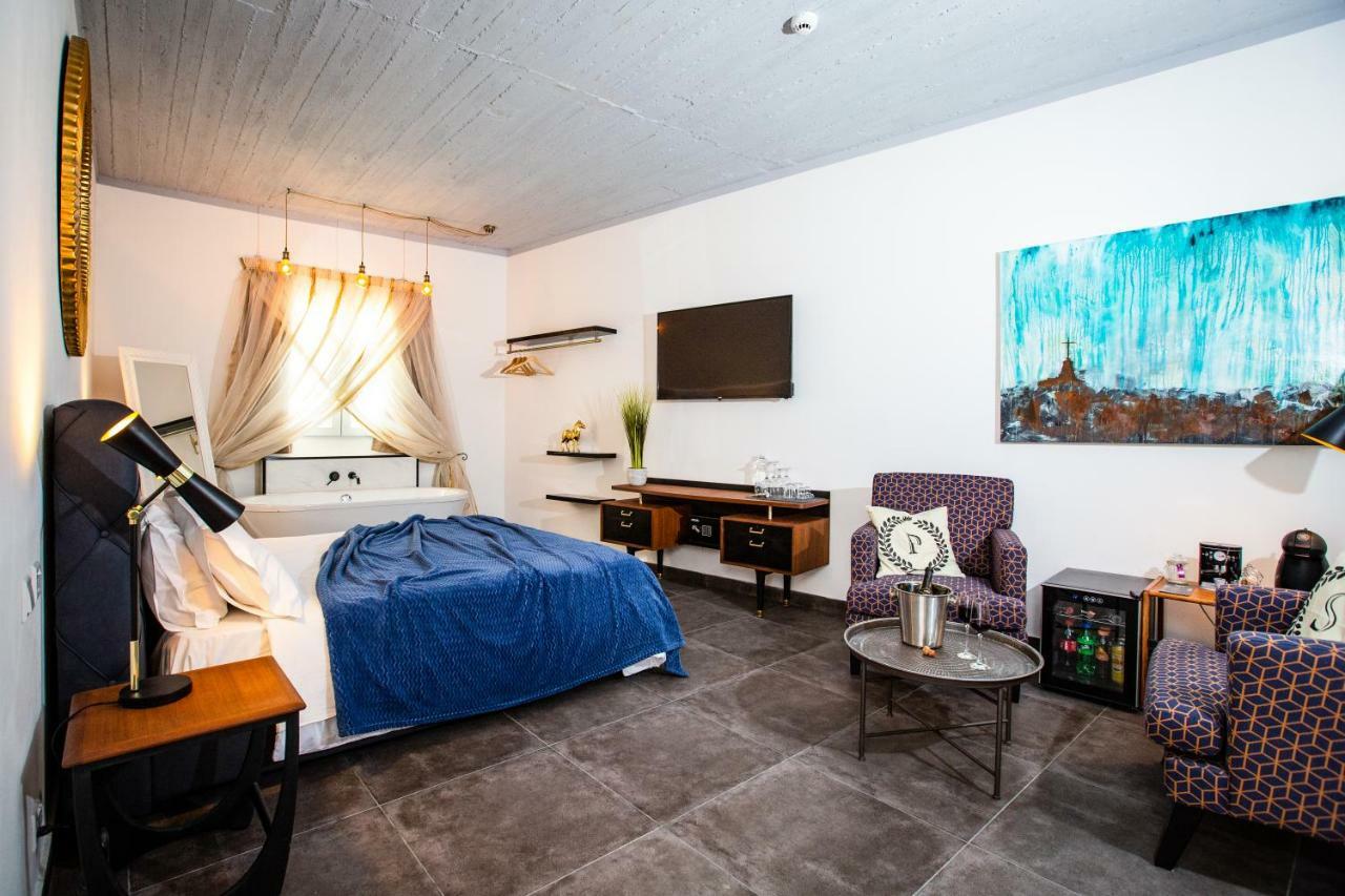 Siggiewi Pjazza Suites Boutique Hotel By Cx Collection מראה חיצוני תמונה